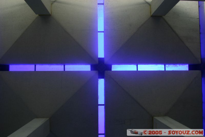 Masjid Negara
mosquée nationale - national mosque
Mots-clés: Central Market Dataran Merdeka Federal Territory Kuala Lumpur Malaysia Masjid Negara Menara Petronas Twin Towers Twin Towers