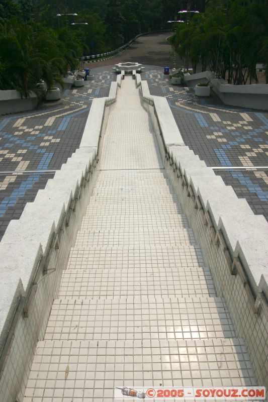 Planetarium National
National Planetrarium
Mots-clés: Central Market Dataran Merdeka Federal Territory Kuala Lumpur Malaysia Masjid Negara Menara Petronas Twin Towers Twin Towers