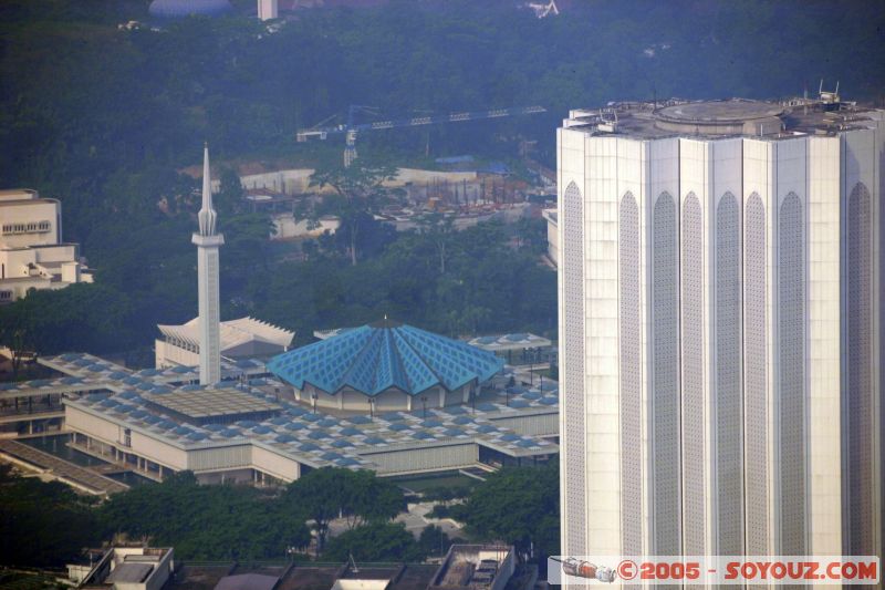 Masjid Negara et la poste centrale
Masjid Negara and Main post office building
Mots-clés: Central Market Dataran Merdeka Federal Territory Kuala Lumpur Malaysia Masjid Negara Menara Petronas Twin Towers Twin Towers