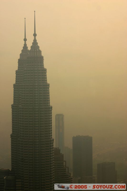 Petronas Towers
Mots-clés: Central Market Dataran Merdeka Federal Territory Kuala Lumpur Malaysia Masjid Negara Menara Petronas Twin Towers Twin Towers