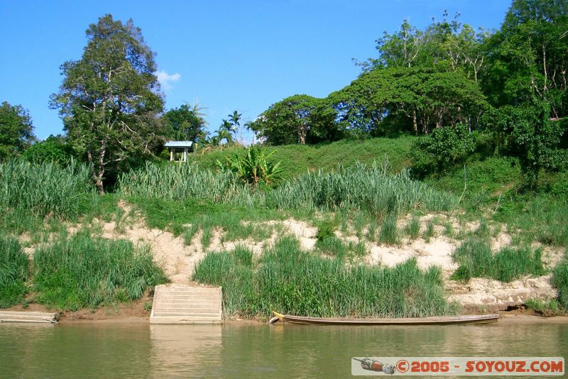 Sungai Tembeling
(rivière/river Tembeling)
Mots-clés: Jungle Treking Kuala Tahan Malaysia Taman Negara canopy walkway tropical rain forest