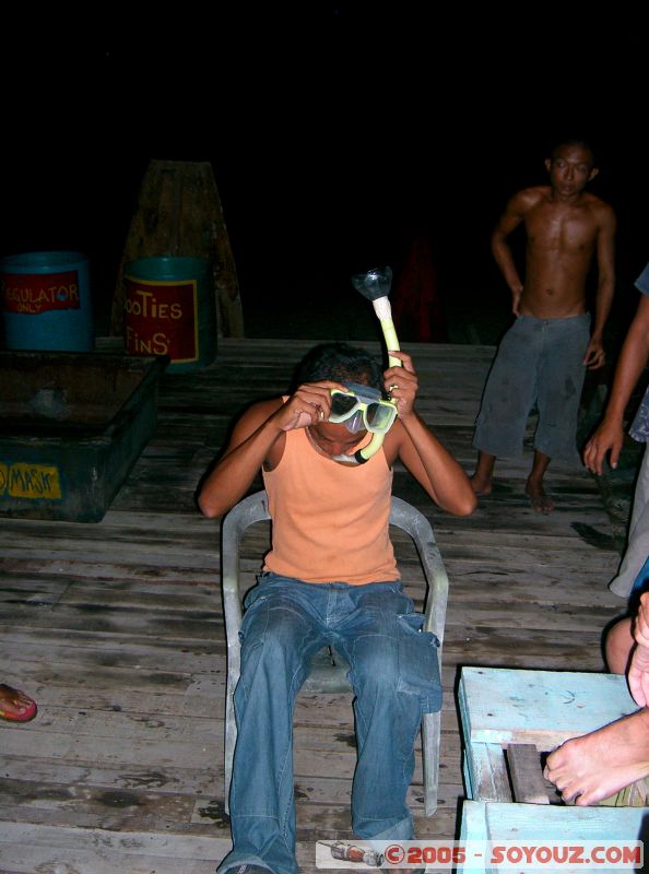 Party for the PADI licence
Mots-clés: Kecil Malaysia Perhentian Islands diving paradis paradise plongés scuba