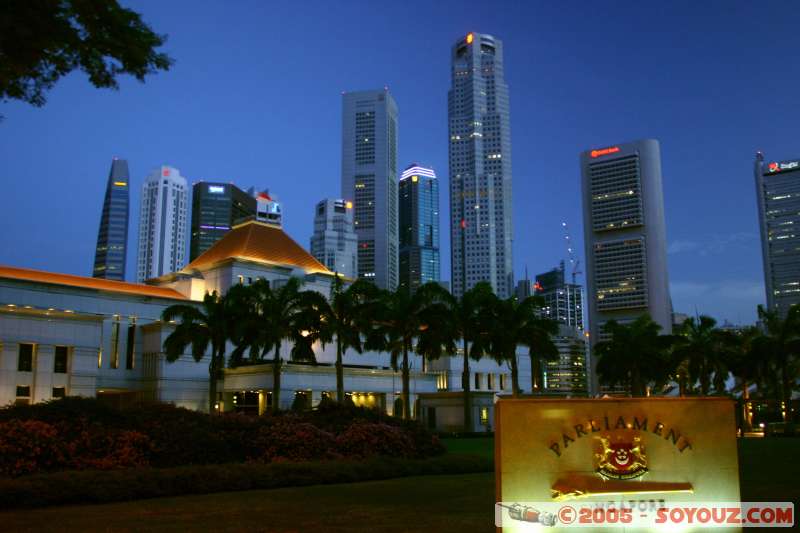 Central Business District and Parliament of Singapore
By night
