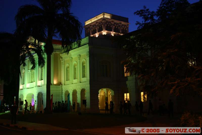 Ancien Parlement / Old Parliament
By night
