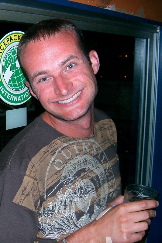 Erik
Nous avons visité le nord de la Nouvelle-Zelande, proprio de la voiture
Hollandais - Auckland (Nouvelle-Zelande) - Octobre 2004
