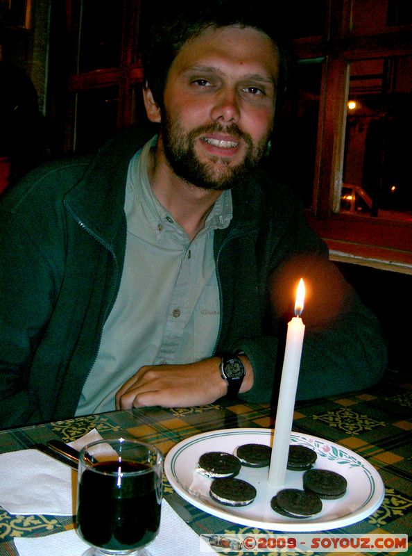 Otavalo - Anniversaire 29 ans avec le gateau d'Evy
Mots-clés: Ecuador