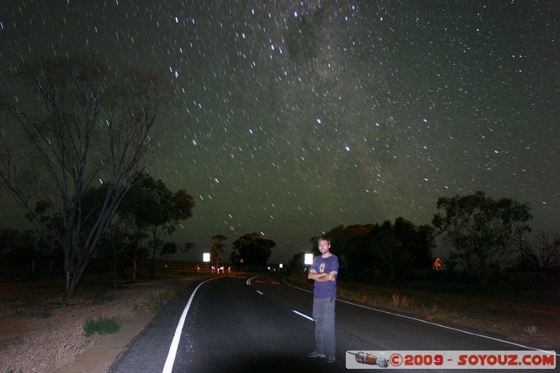 Broken Hill The sky and I
Mots-clés: Astronomie Nuit Etoiles
