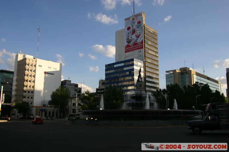 Fuente de Diana Cazadora
