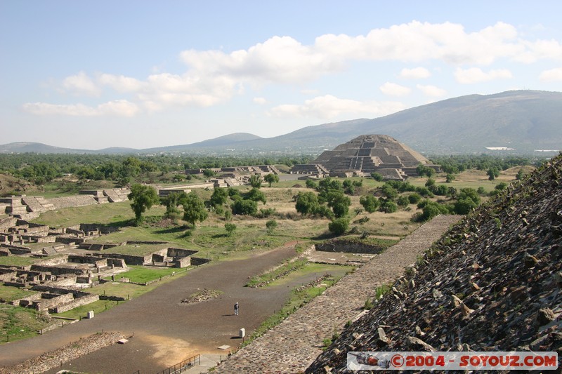 Teotihuacan - Chaussee aux morts
Mots-clés: Ruines patrimoine unesco