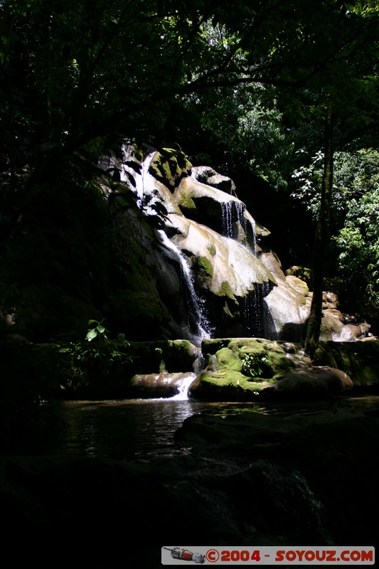 Palenque - Rio Otolum
Mots-clés: Ruines patrimoine unesco