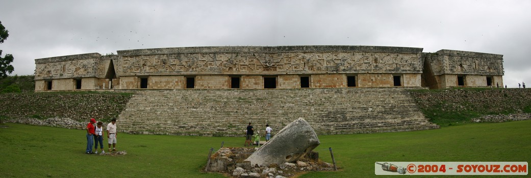 Uxmal - Palacio del Gobernador - panorama
Mots-clés: Ruines Maya patrimoine unesco panorama