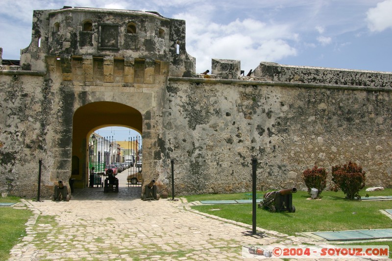 Campeche - Puerta de la Tierra
Mots-clés: patrimoine unesco