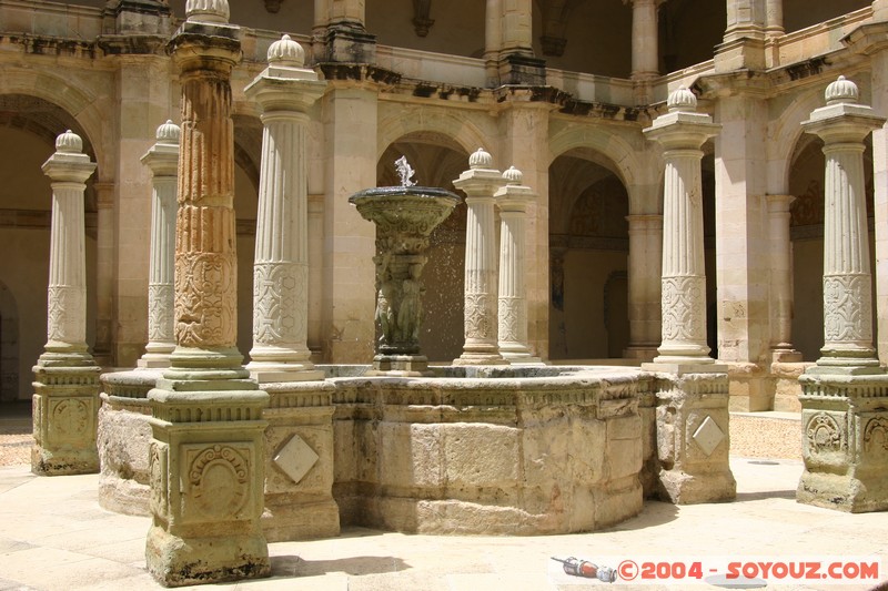 Oaxaca - Iglesia e convento Santo Domingo
Mots-clés: Eglise patrimoine unesco