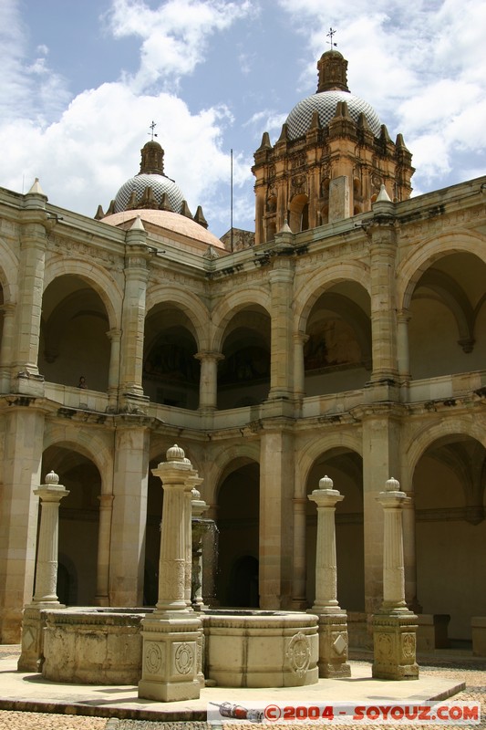 Oaxaca - Iglesia e convento Santo Domingo
Mots-clés: Eglise patrimoine unesco