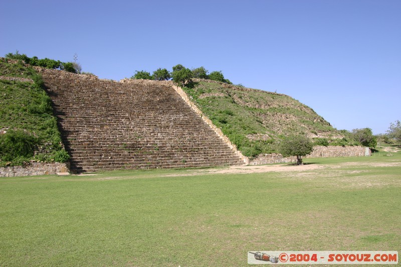 Monte Alban - Plate-forme sud
Mots-clés: Ruines patrimoine unesco