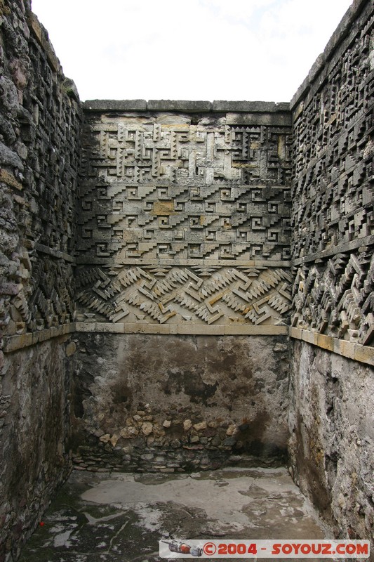 Mitla - groupe des Colonnes
Mots-clés: Ruines