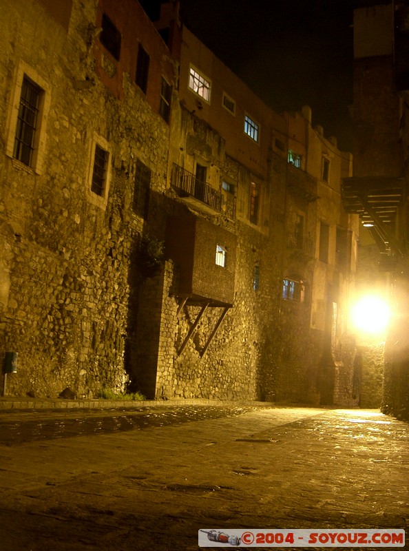 Guanajuato - Calle Subterranea
Mots-clés: Nuit patrimoine unesco