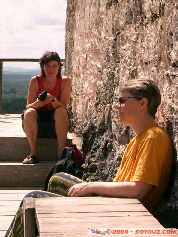 Temple V
Repos au sommet (57 m)
