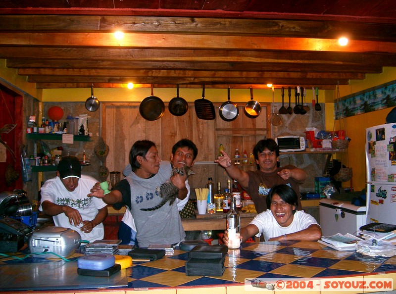 Montanita - Hostal Papaya Verde
Mots-clés: Ecuador Nuit Fete