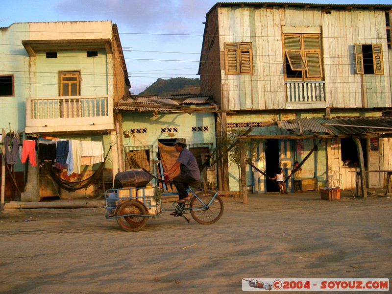 Puerto Lopez
Mots-clés: Ecuador sunset