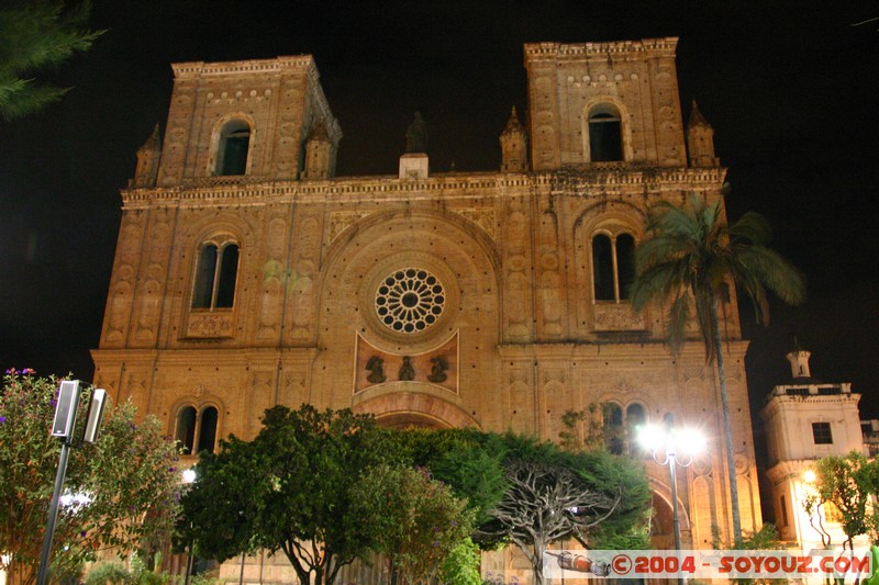 Cuenca - Catedral
Mots-clés: Ecuador Nuit Eglise patrimoine unesco