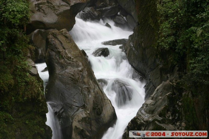 Ruta de las cascadas - Cascada Pailon del Diablo
Mots-clés: Ecuador cascade