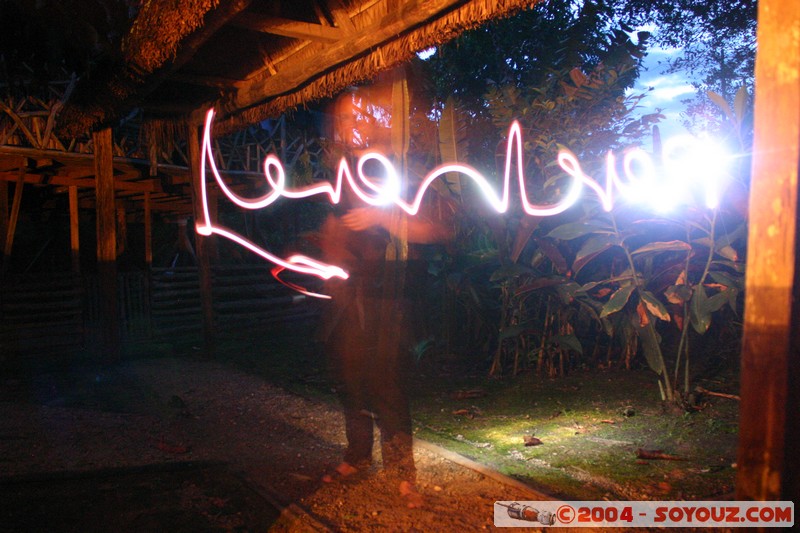 Jungle Trek - Light Writing
Mots-clés: Ecuador Nuit Insolite