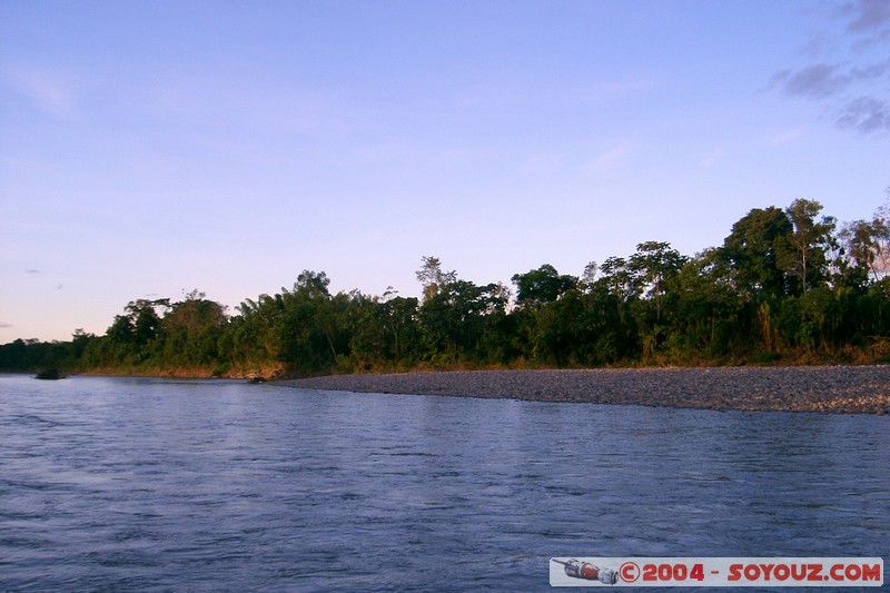 Rio Napo - Coucher de Soleil
Mots-clés: Ecuador Riviere sunset