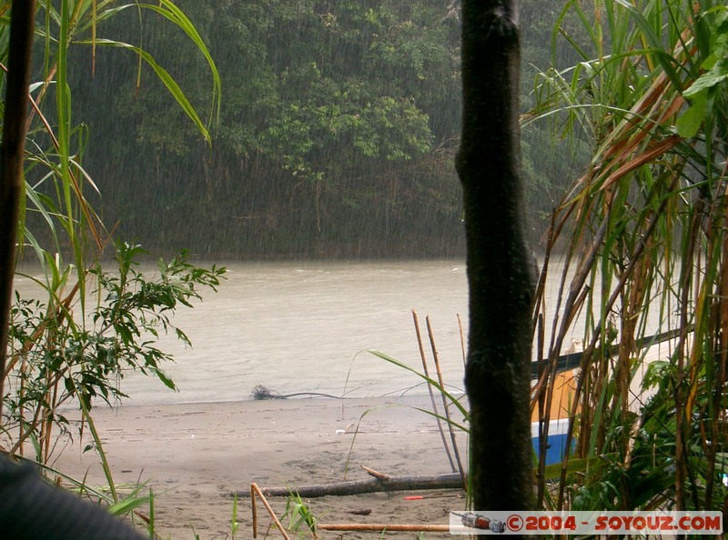 Rio Napo - Pluie
Mots-clés: Ecuador Riviere