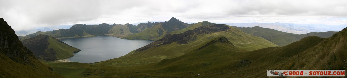 Lagunas de Mojanda - Laguna Cariocha (3710m) - panorama
Mots-clés: Ecuador Lac panorama