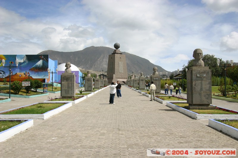 Mitad del Mundo
Mots-clés: Ecuador Equateur