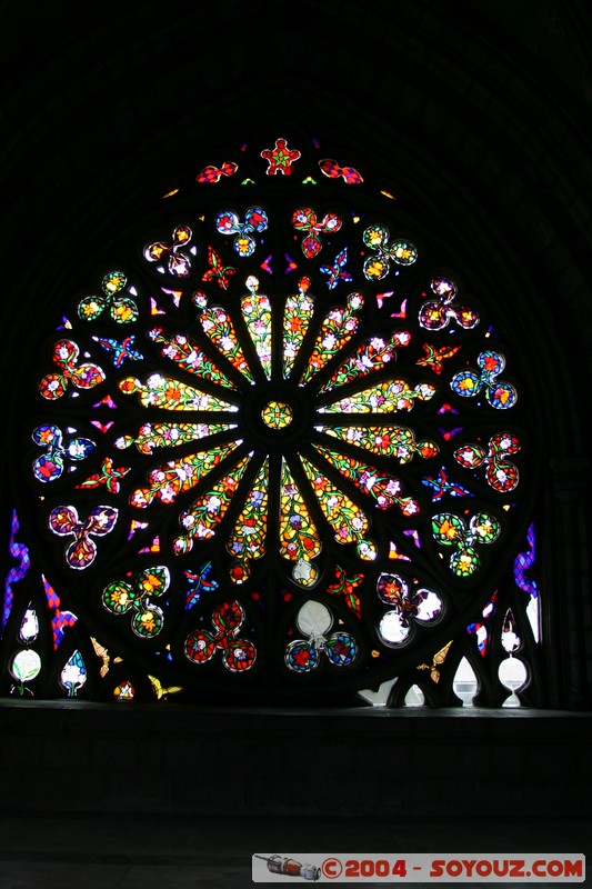 Quito - Basilica del Sagrado Voto Nacional
Mots-clés: Ecuador Eglise Vitrail