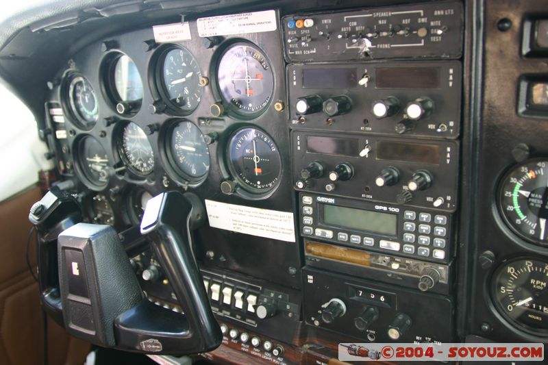 Nazca - Areopuerto "Maria Reiche" - Cockpit
Mots-clés: peru Nasca avion