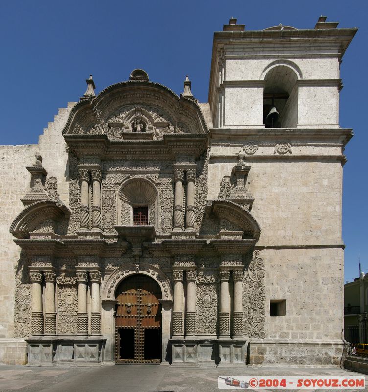 Arequipa - Iglesia de La Compania de Jesus
Mots-clés: peru Eglise