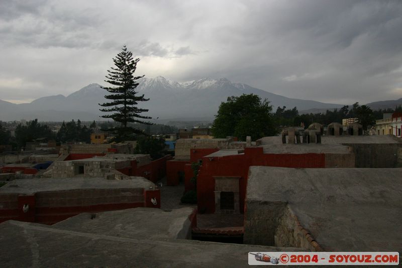 Arequipa - Monasterio de Santa Catalina - Volcan Misti
Mots-clés: peru Eglise Monastere volcan
