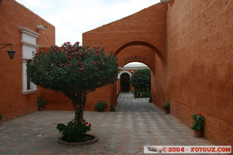 Arequipa - Monasterio de Santa Catalina
Mots-clés: peru Eglise Monastere