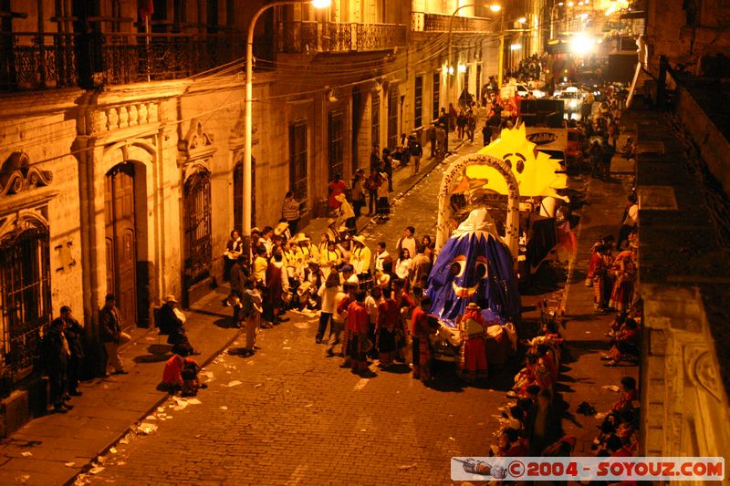 Arequipa - Serenata 464 Aniversario
Mots-clés: peru Nuit Danse Folklore