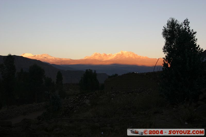 Canyon del Colca - Lever du Soleil
Mots-clés: peru sunset Montagne