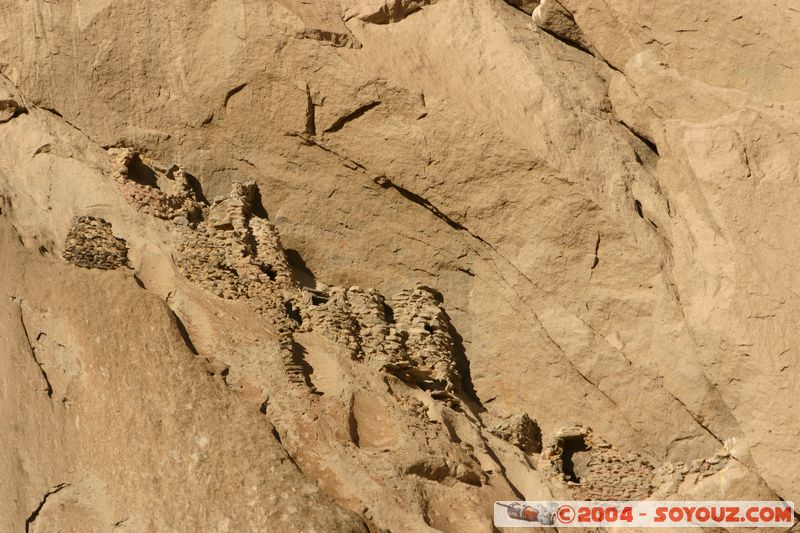 Canyon del Colca - Tombes
Mots-clés: peru cimetiere