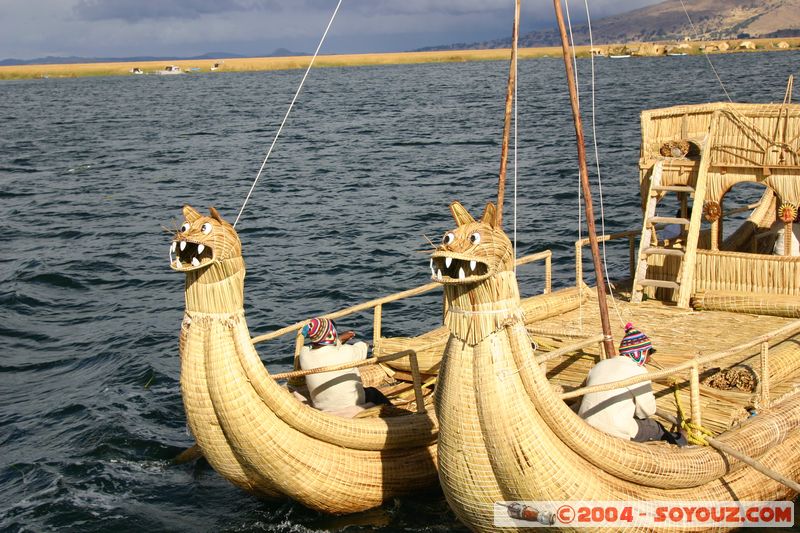 Lago Tititaca - Islas Flotantes de los Uros
Mots-clés: peru bateau Lac Roseau