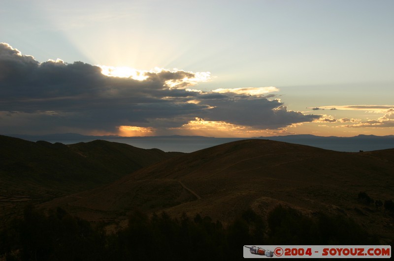 Isla del Sol - Sunset on Titicaca
Mots-clés: sunset