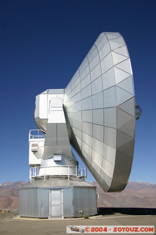 ESO - La Silla Observatory - 15 m S.E.S.T - Swedish / ESO Sub mm Telescope
Mots-clés: chile Astronomie observatoire