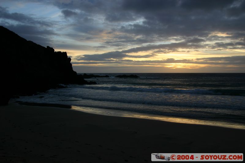 Ile de Paques - Ovahe - Sunrise
Mots-clés: chile Ile de Paques Easter Island patrimoine unesco sunset