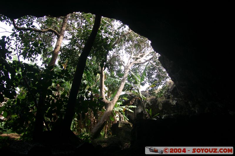 Ile de Paques - Ana Te Pahu
Mots-clés: chile Ile de Paques Easter Island patrimoine unesco grotte