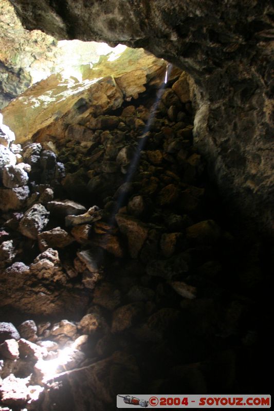 Ile de Paques - Ana Te Pahu
Mots-clés: chile Ile de Paques Easter Island patrimoine unesco grotte