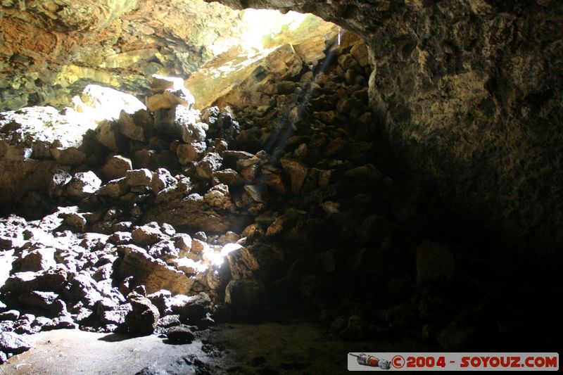 Ile de Paques - Ana Te Pahu
Mots-clés: chile Ile de Paques Easter Island patrimoine unesco grotte