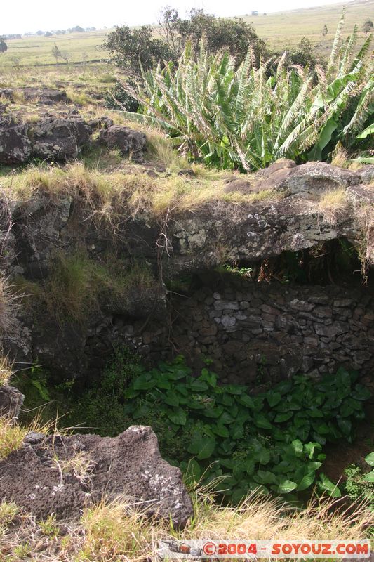 Ile de Paques - Ana Te Pahu
Mots-clés: chile Ile de Paques Easter Island patrimoine unesco grotte