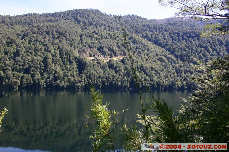 Parque Nacional Huerquehue - Lago Tinquilco
Mots-clés: chile Lac