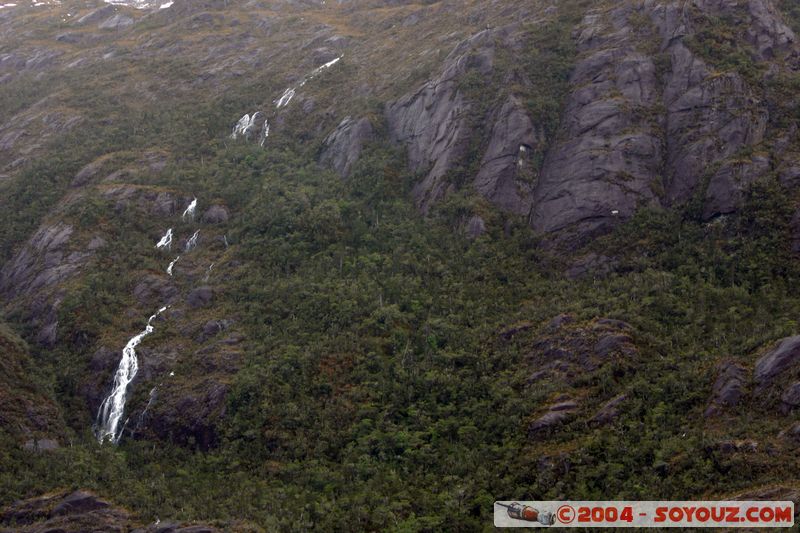Canales Patagonicos
Mots-clés: chile cascade