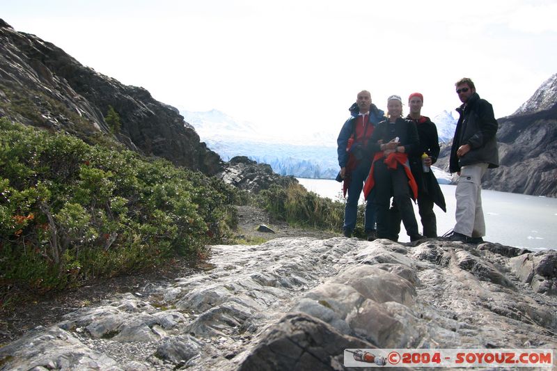 Parque Nacional Torres del Paine - In front of Glaciar Grey
Mots-clés: chile